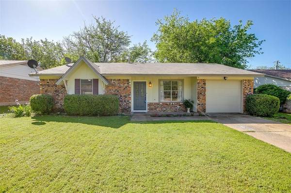 1419 Roberts Avenue, Cleburne, TX 76033