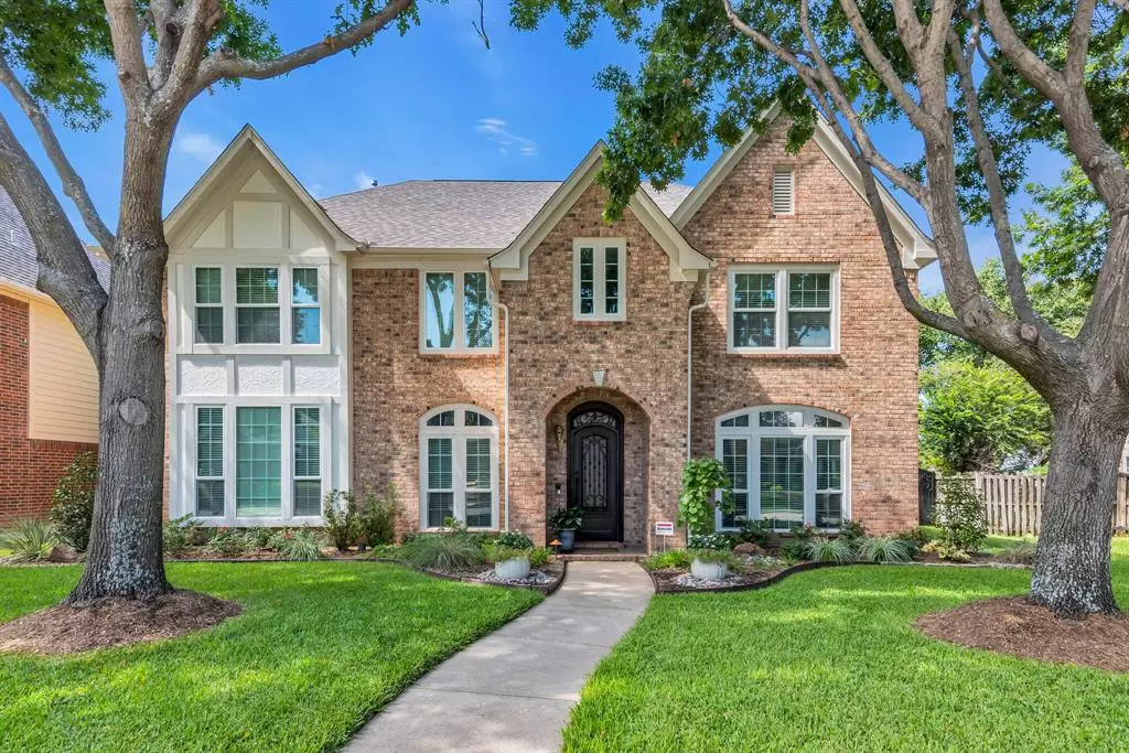 Keller, TX 76248,1522 Lakeview Drive