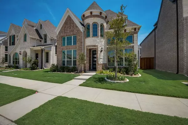 Mckinney, TX 75070,4521 Falls Drive