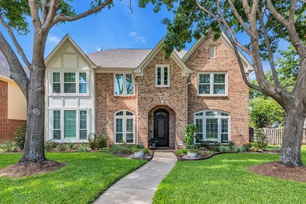 1522 Lakeview Drive, Keller, TX 76248