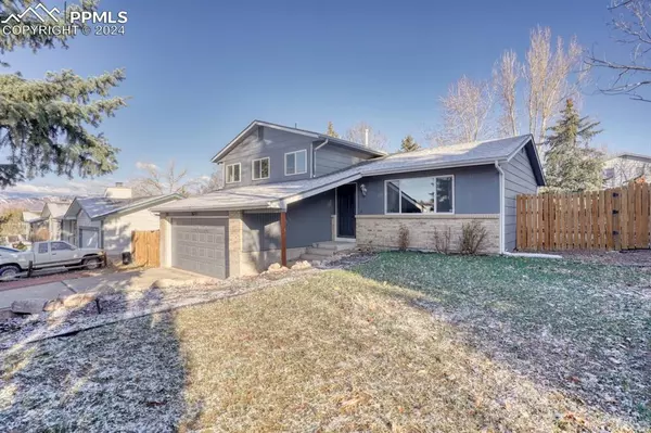 2670 Maroon Bells AVE, Colorado Springs, CO 80918