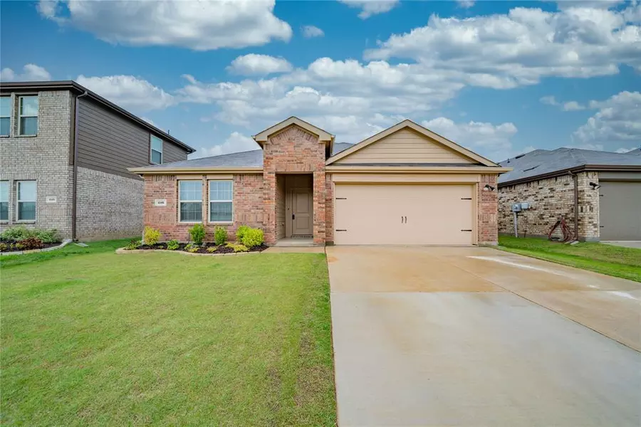 216 Evers Way, Denton, TX 76207