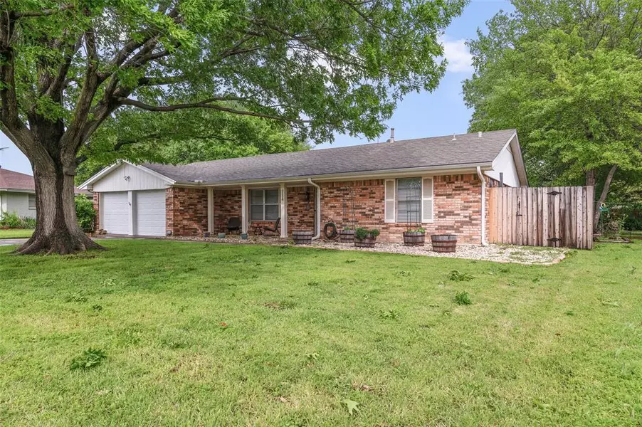 2228 Picadilly Lane, Denton, TX 76209