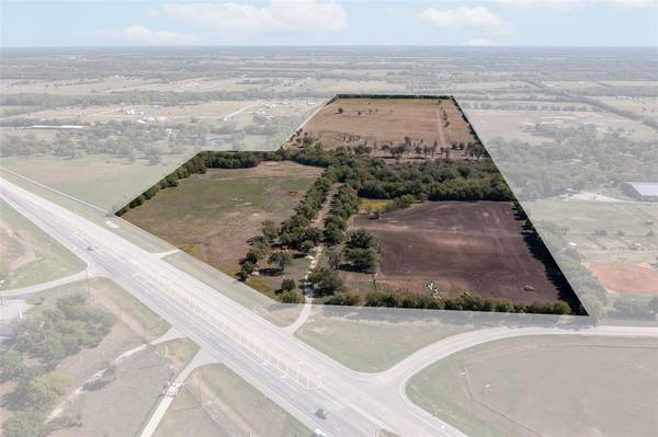 Trenton, TX 75490,0000 Hwy 121 And County Rd 635 Highway