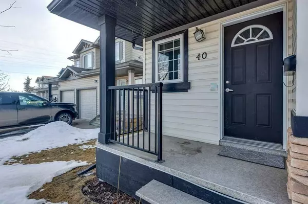 Red Deer, AB T4R 3M6,40 Arthur Close