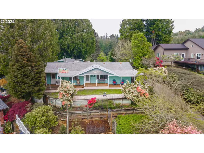 2428 WESTERN DR, Coquille, OR 97423