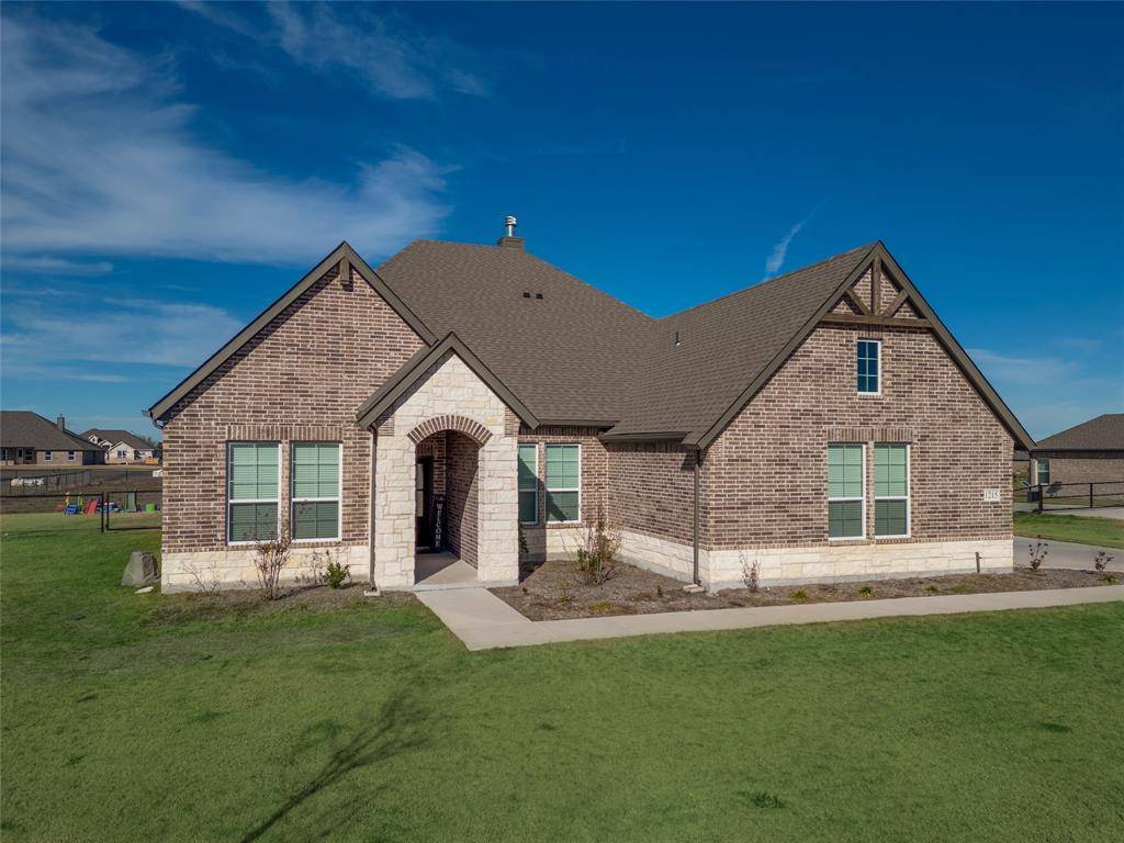 1215 Colina Parkway,  Farmersville,  TX 75442