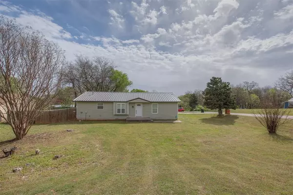 700 N 3 Avenue, Purcell, OK 73080