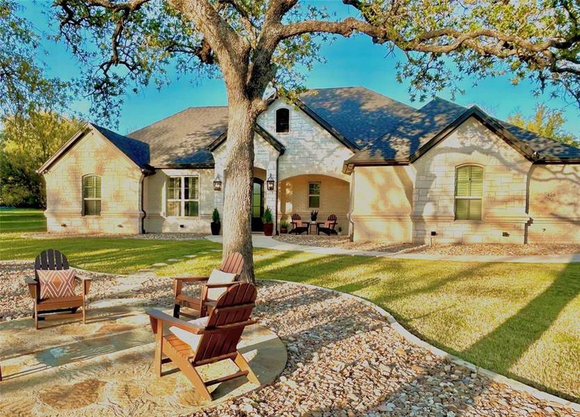 428 Acorn Trail, Granbury, TX 76049