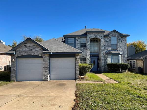 4326 Meriden Court,  Grand Prairie,  TX 75052