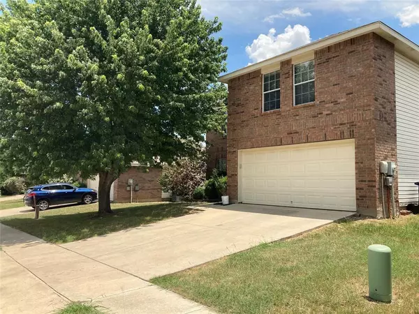 Fort Worth, TX 76052,709 PONCHO Lane