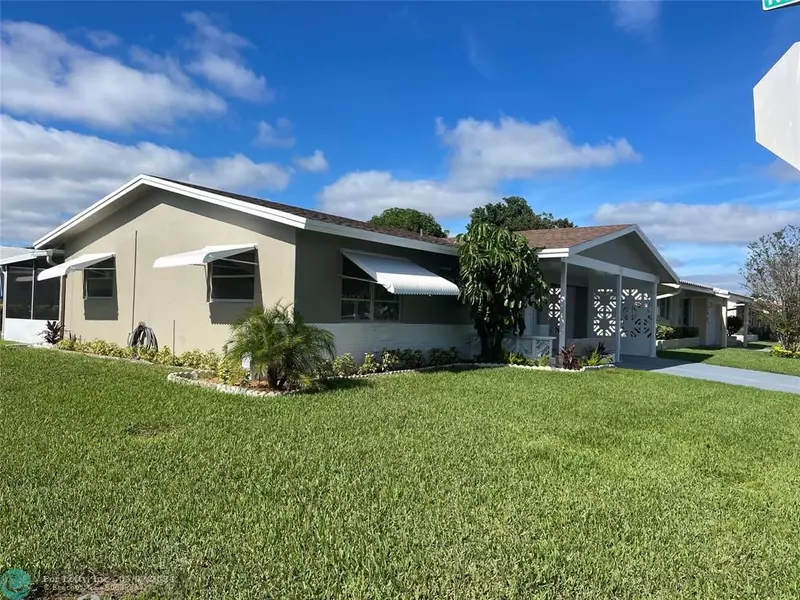 4901 NW 43rd Ter, Tamarac, FL 33319