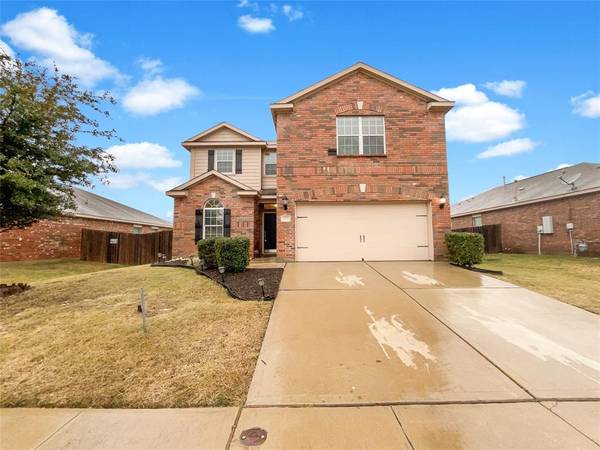 1117 Flatwater Trail, Crowley, TX 76036