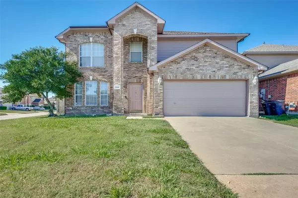 7338 Tree Ridge Court, Fort Worth, TX 76133