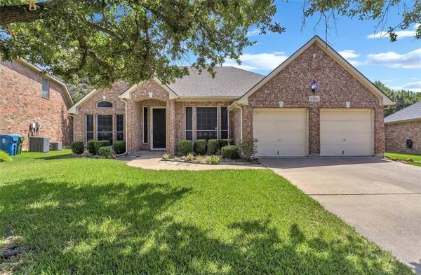 4028 Oak Grove Court,  Flower Mound,  TX 75028