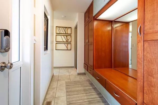 Raymond, AB T0K 2S0,228 E 400 N AVE