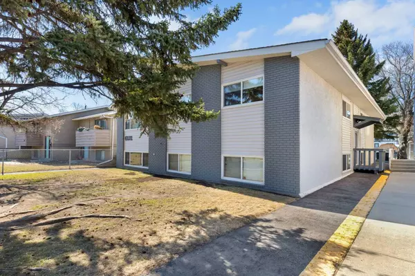 Calgary, AB T3B 0C9,6131 Bowness RD NW