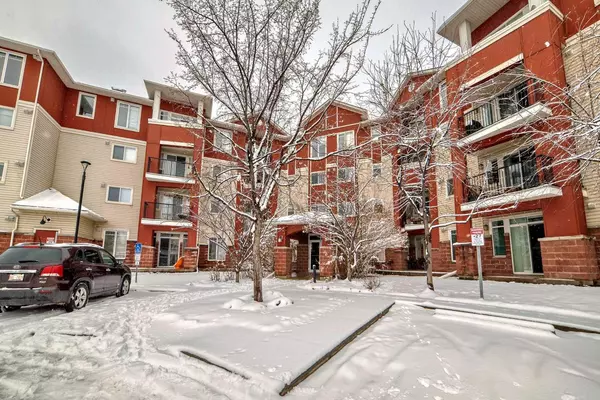 Calgary, AB T3K0E5,156 Country Village CIR NE #201