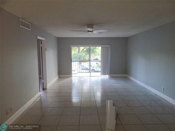 Lauderhill, FL 33319,3300 Spanish Moss Ter  #202