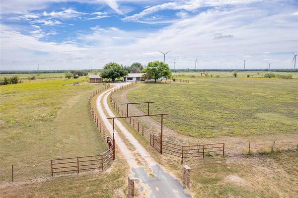 2232 State Highway 31, Hubbard, TX 76648