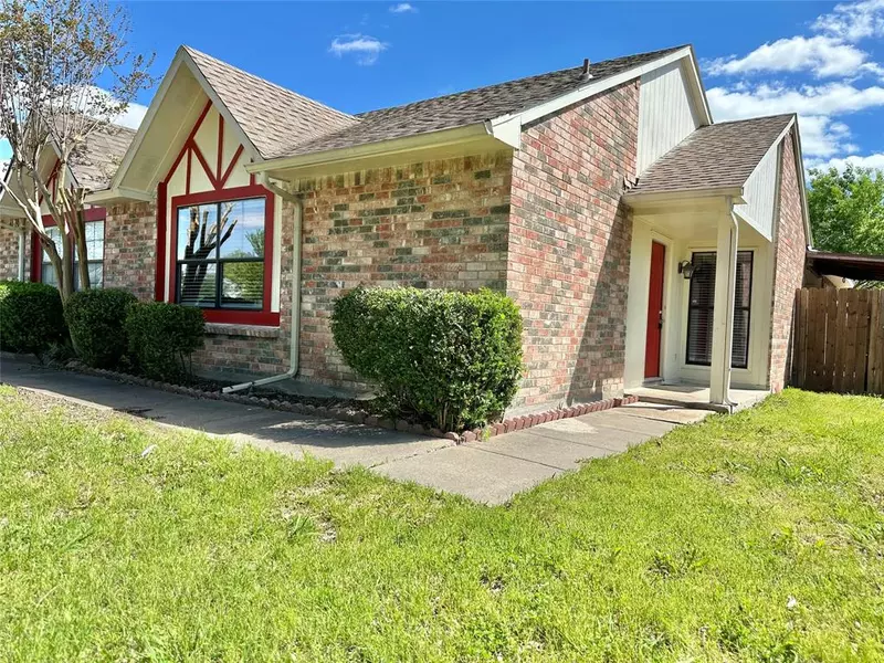 635 Stonewall Drive, Grand Prairie, TX 75052