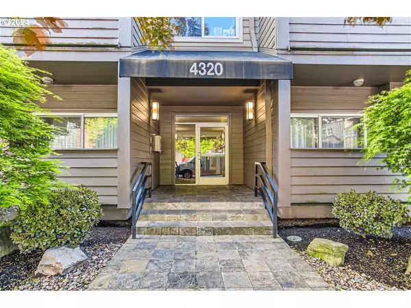 4320 S CORBETT AVE #314, Portland, OR 97035