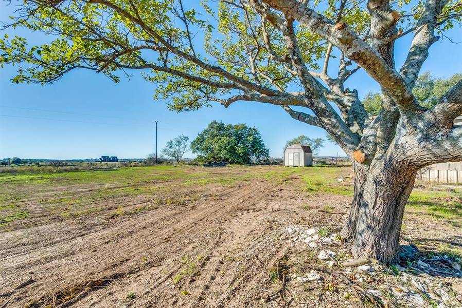 7404 Boswell Court, Lipan, TX 76462