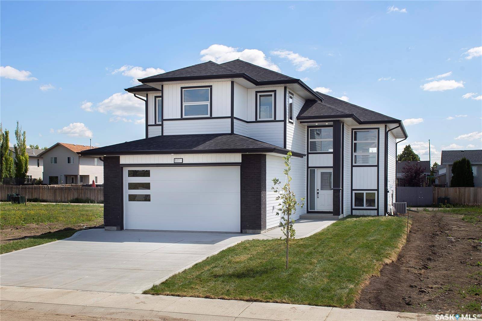 710 Bentley MANOR, Saskatoon, SK S7L 6P4