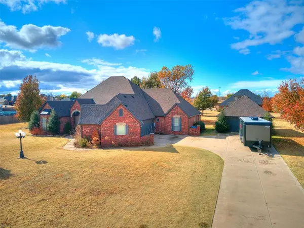 211 Cambrye Drive, Tuttle, OK 73089