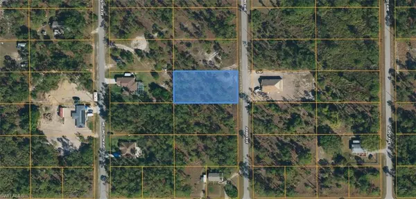 907 Johns AVE, Lehigh Acres, FL 33972