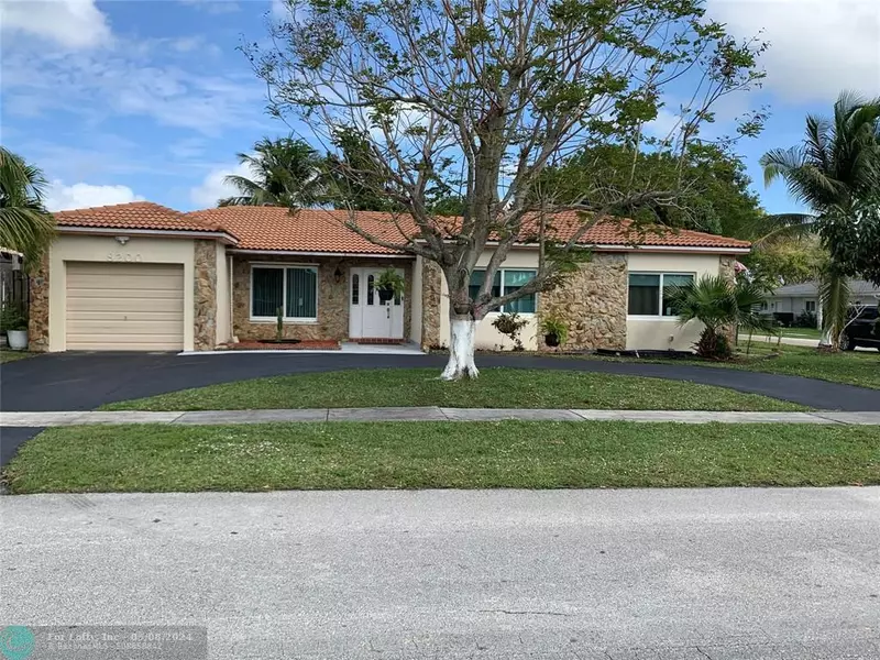 8200 NW 68th Ave, Tamarac, FL 33321