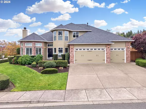 1380 RANIER LOOP NW, Salem, OR 97304