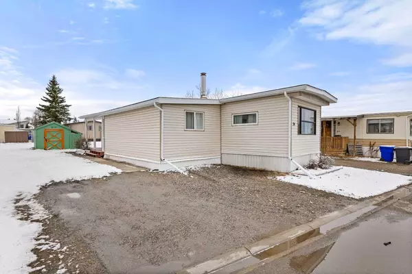 Olds, AB T4H1L5,5103 61 AVE #24