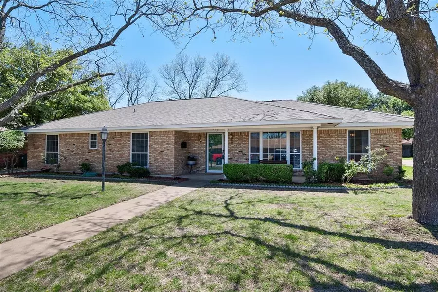 3713 Fenton Avenue, Fort Worth, TX 76133