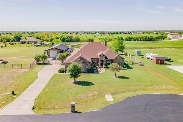 5600 Virginia Drive, Dish, TX 76247