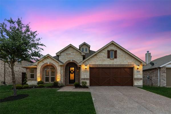 1409 Roadrunner Drive, Little Elm, TX 75068