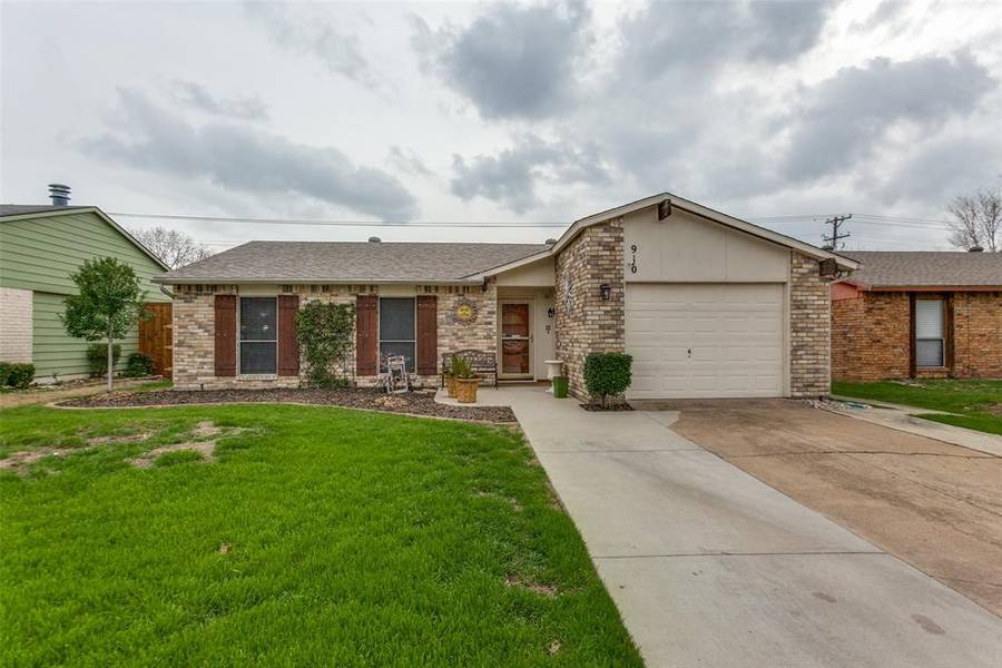 910 Rolling Ridge Drive, Allen, TX 75002