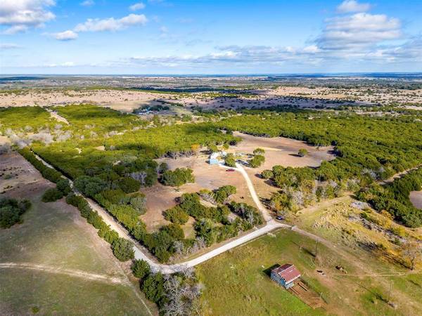 527 County Road 3420, Clifton, TX 76634