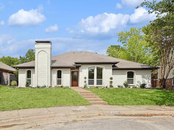 9067 Woodhurst Drive,  Dallas,  TX 75243