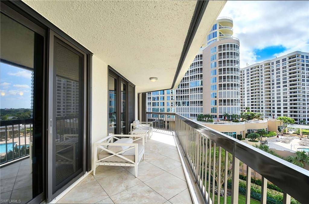Naples, FL 34103,4551 Gulf Shore BLVD N 606