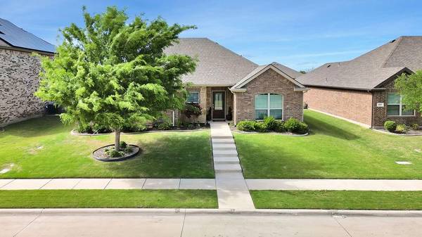 525 Cottonview Drive, Waxahachie, TX 75165