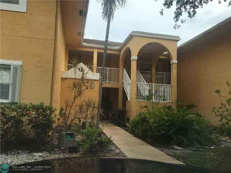 421 SE 10th st  #105A, Dania Beach, FL 33004