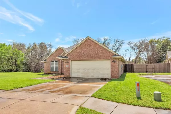 Benbrook, TX 76116,8137 Wendy Lane