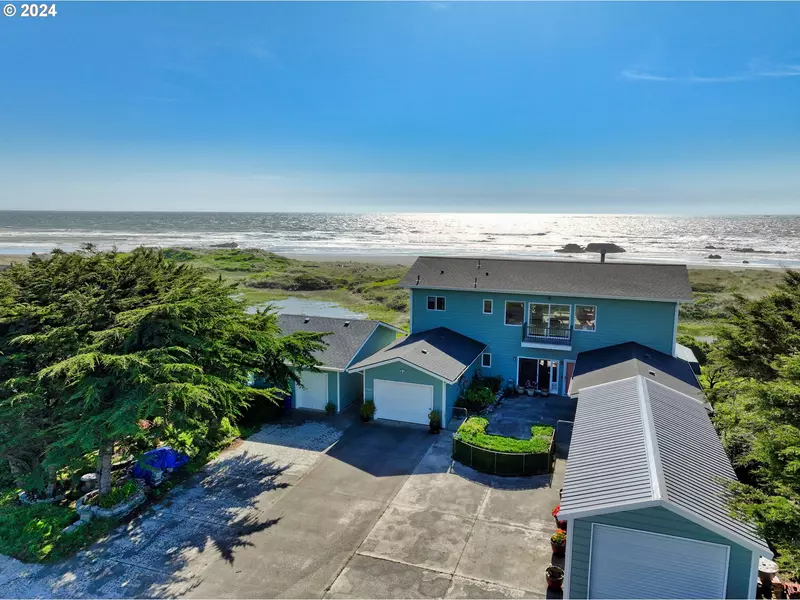 30540 OLD COAST RD, Gold Beach, OR 97444