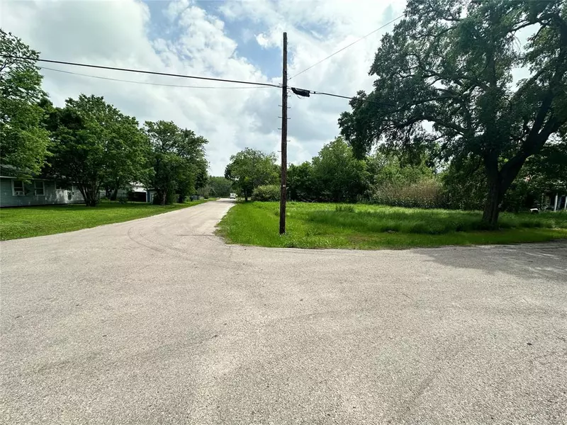 Lot 5A E 14th Avenue, Corsicana, TX 75110