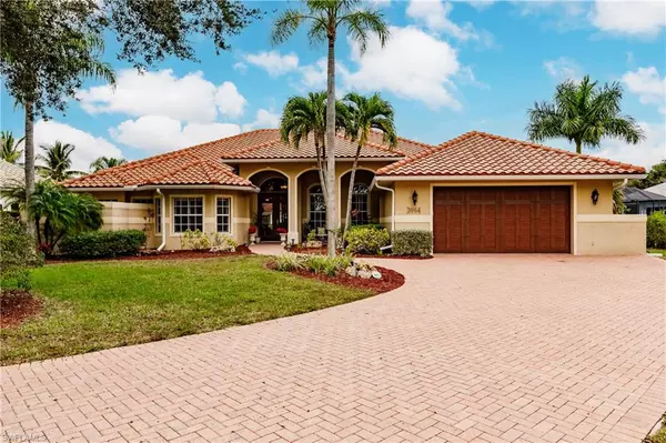 3984 Stonesthrow CT, Naples, FL 34109