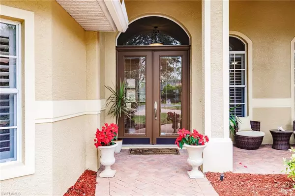 Naples, FL 34109,3984 Stonesthrow CT