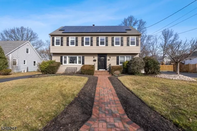 27 Steele Ave, Somerville Boro, NJ 08876