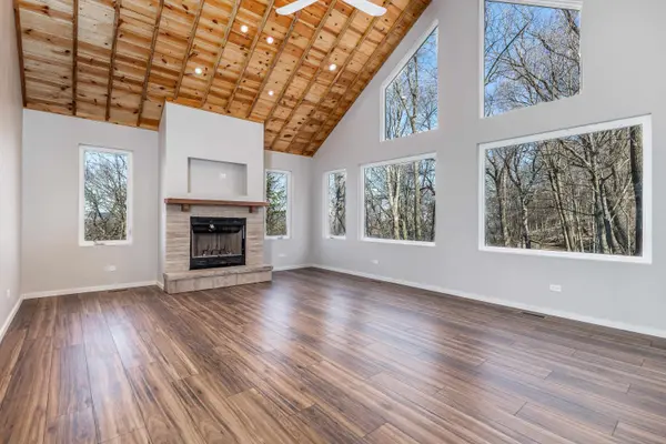 Hanover, IL 61041,4785 S River Road