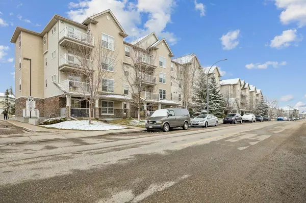 Calgary, AB T2A 7Z4,2000 Applevillage CT SE #310